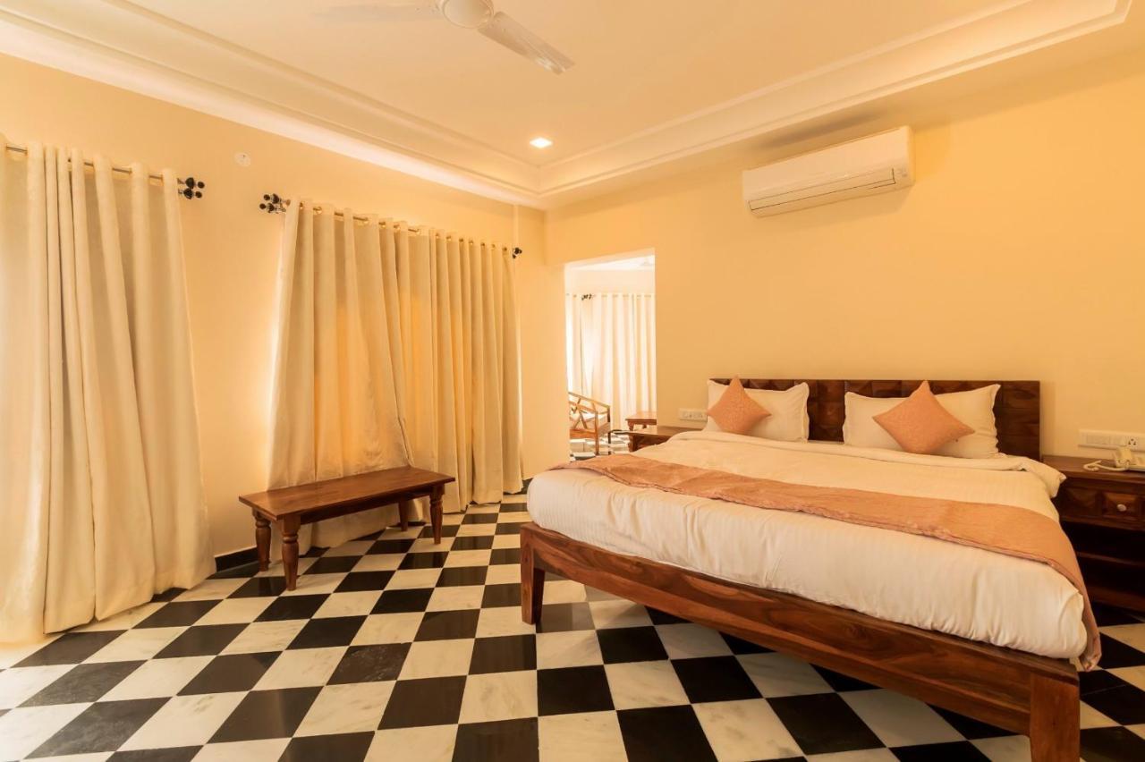 Kumbhalgarh Fort Resort-Pure Veg ภายนอก รูปภาพ